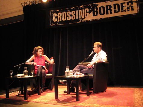 Anna_luyten_dennis_johnson_antwerpen_crossing_border_2009