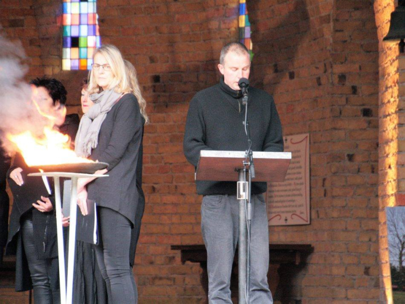 18268144_422705598098709_6830336529559533188_n